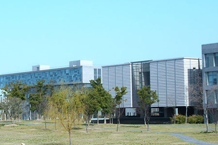 <ucollege class='u-self' data-code='10033'>同济大学</ucollege>.jpg