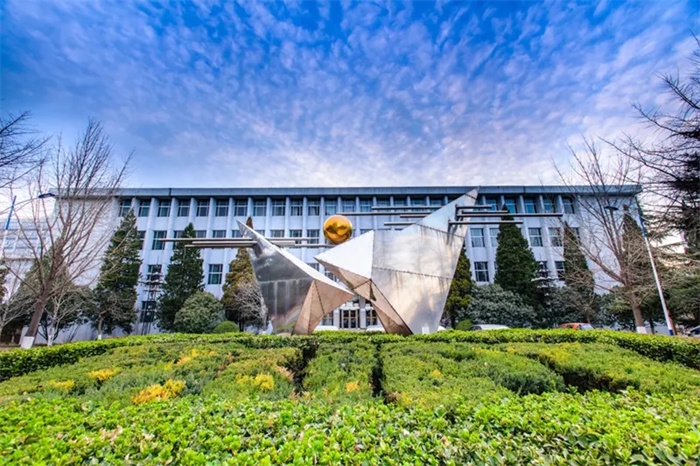 <ucollege class='u-self' data-code='10069'>北京邮电大学</ucollege>.webp.jpg