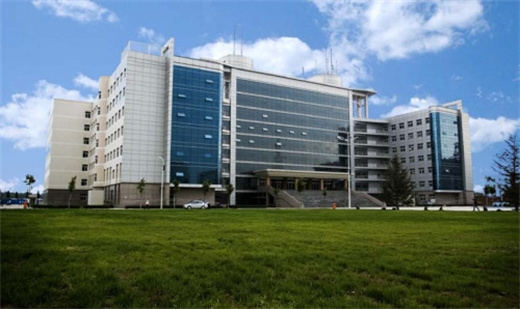 <ucollege class='u-self' data-code='10287'>山西财经大学</ucollege>.jpg