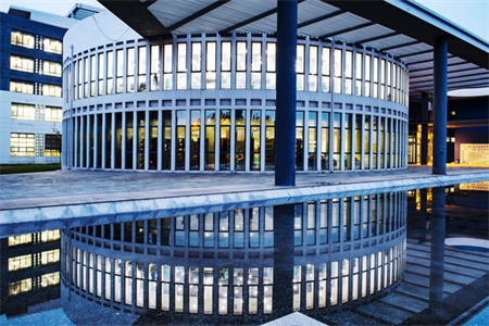 <ucollege class='u-self' data-code='10285'>天津财经大学</ucollege>2.jpg