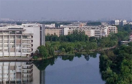 <ucollege class='u-self' data-code='10077'>西南交通大学</ucollege>.png