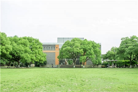 大学1.jpg