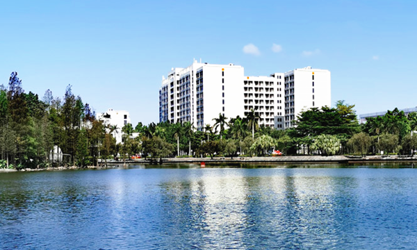 <ucollege class='u-self' data-code='11918'>广东交通职业技术学院</ucollege>.png