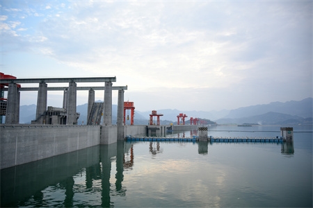 摄图网_501557087_三峡大坝（企业商用）.jpg