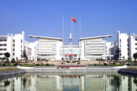 <ucollege class='u-self' data-code='10090'>南京师范大学</ucollege>_副本.png
