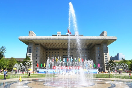 <ucollege class='u-self' data-code='10036'>北京师范大学</ucollege>.jpg