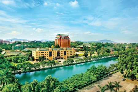 <ucollege class='u-self' data-code='10048'>华南理工大学</ucollege>.png