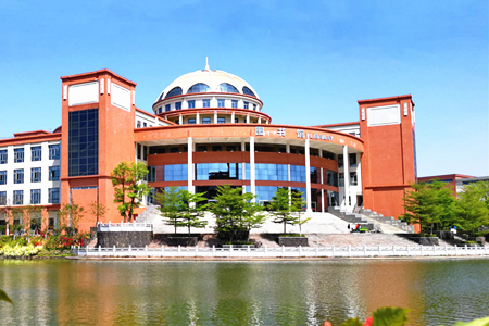 <ucollege class='u-self' data-code='10261'>广州医科大学</ucollege>.png