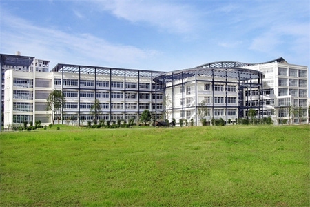 江汉大学2.jpg